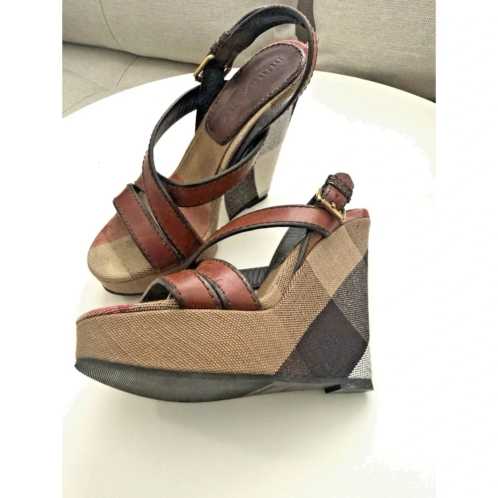Burberry Brit Canvas Nova Check Warlow 125MM  Woman Wedge Sandals US 7